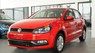 Volkswagen Polo 1.6 AT 2017 - Bán Volkswagen Polo 1.6 AT đời 2017, màu đỏ, nhập khẩu nguyên chiếc, giá tốt