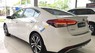 Kia Cerato 2.0 AT 2018 - Bán xe Kia Cerato năm 2018, màu trắng, giá 635 triệu