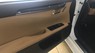 Lexus ES 250 2018 - Cam kết có xe giao ngay Lexus ES250 2018 màu trăng, nhập mới 100%