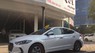 Hyundai Elantra 1.6MT 2017 - Cần bán xe Hyundai Elantra 1.6MT đời 2017, màu trắng giá cạnh tranh