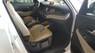 Kia Rondo 2017 - Cần bán lại xe Kia Rondo đời 2017, màu trắng