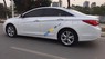 Hyundai Sonata 2.0 Y20 2010 - Cần bán Hyundai Sonata 2.0 Y20 2010, đk 2011 màu trắng, nhập khẩu xe cực đẹp