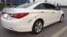 Hyundai Sonata 2.0 Y20 2010 - Cần bán Hyundai Sonata 2.0 Y20 2010, đk 2011 màu trắng, nhập khẩu xe cực đẹp