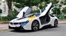 BMW i8 2016 - Cần bán gấp BMW i8 đời 2016, màu trắng, nhập khẩu nguyên chiếc