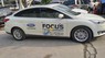 Ford Focus AT 2016 - Bán Ford Focus 2016 AT, màu trắng, 12.000km, BH hãng Ford đến 4/2019