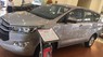 Toyota Innova E 2018 - Cần bán xe Toyota Innova E đời 2018, màu bạc, 720 triệu