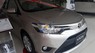 Toyota Vios 1.5E CVT 2018 - Bán Toyota Vios 1.5E CVT năm sản xuất 2018, màu bạc, 565 triệu