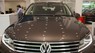 Volkswagen Touareg 3.6L FSI V6 2017 - Bán Volkswagen Touareg đời 2017, màu nâu, xe mới 100% nhập khẩu chính hãng LH: 0933.365.188