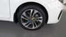 Kia Rondo GATH 2017 - Bán xe Kia Rondo GATH đời 2017, màu trắng, giá tốt
