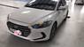 Hyundai Elantra 1.6 MT 2016 - Bán Hyundai Elantra 1.6 MT sản xuất 2016, màu trắng