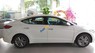 Hyundai Elantra 1.6AT 2018 - Cần bán xe Hyundai Elantra 1.6AT đời 2018, màu trắng
