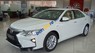 Toyota Camry  2.0E 2018 - Bán Camry trắng ngọc trai - Giao xe ngay - LH: 0912527079