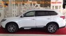 Mitsubishi Outlander 2018 - Mitsubishi Outlander 2.0 7 chỗ, góp 90% xe, LH Lê Nguyệt: 0911.477.123 - 0988.799.330