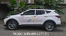 Hyundai Santa Fe 2.4L AT, 2WD 2017 - Bán xe Hyundai Santa Fe 2.4L AT, 2WD năm 2017, màu trắng, nhập khẩu