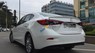 Mazda 3 1.5L Facelift 2017 - Bán ô tô Mazda 3 sản xuất năm 2017, màu trắng số tự động