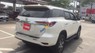 Toyota Fortuner 2.7V (4x2) 2017 - Bán Toyota Fortuner 2.7V 4x2 - Màu trắng, máy xăng 1 cầu, đã qua sử dụng chính hãng, hotline: 0973.306.136