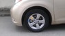 Toyota Sienna LE 2011 - Cần bán lại xe Toyota Sienna LE sản xuất 2011, màu vàng, nhập khẩu