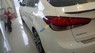 Kia Cerato 1.6 2017 - Bán Kia Cerato 1.6 năm 2017, màu trắng như mới, giá chỉ 575 triệu
