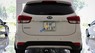 Kia Rondo 2.0 GATH 2017 - Cần bán Kia Rondo 2.0 GATH sản xuất năm 2017, màu trắng, giá tốt