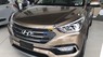 Hyundai Santa Fe 2.4  2018 - Cần bán xe Hyundai Santa Fe 2.4 sản xuất năm 2018, màu nâu