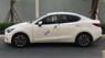 Mazda 2 2016 - Cần bán gấp Mazda 2 năm sản xuất 2016, màu trắng 