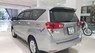 Toyota Innova 2017 - Bán xe Toyota Innova đời 2017, màu bạc số sàn 