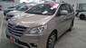 Toyota Innova V 2015 - Bán xe Toyota Innova V 2015, màu vàng đồng, xe siêu đẹp, giá thương lượng, có hỗ trợ trả góp