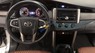Toyota Innova 2.0E 2017 - Bán Toyota Innova 2.0E sản xuất năm 2017, xe đẹp