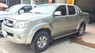 Toyota Hilux G 2010 - Cần bán xe Toyota Hilux G sản xuất năm 2010, màu bạc, xe nhập như mới