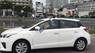 Toyota Yaris E 2014 - Cần bán Toyota Yaris E đời 2014, màu trắng 