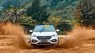 Hyundai Santa Fe 2017 - Bán Hyundai Santa Fe sản xuất năm 2017, màu trắng, giá chỉ 895 triệu