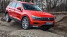 Volkswagen Tiguan  Allspace 2018 - Bán xe Volkswagen Tiguan Allspace Đức nhập khẩu, còn 1 màu cam duy nhất, chỉ cần đưa trước 371 triệu bạn có thể sở hữu xe