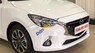 Mazda 2 2016 - Bán ô tô Mazda 2 năm 2016, màu trắng xe gia đình, giá tốt