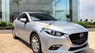 Mazda 3 1.5L  2018 - Bán Mazda 3 1.5L năm sản xuất 2018, màu bạc, 659 triệu