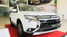 Mitsubishi Outlander 2018 - Cần bán Mitsubishi Outlander sản xuất 2018, màu trắng