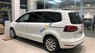 Volkswagen Sharan 2017 - Bán Volkswagen Sharan, nhập khẩu nguyên chiếc từ Châu Âu sở hữu ngay hôm nay - Hotline: 012.3344.6666