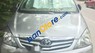 Toyota Innova 2011 - Cần bán gấp Toyota Innova sản xuất 2011, màu bạc