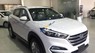Hyundai Tucson 2.0 AT 2018 - Cần bán Hyundai Tucson 2.0 AT năm sản xuất 2018, màu trắng, giá 760tr