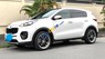 Kia Sportage GTline 2.0 2015 - Cần bán gấp Kia Sportage GTline 2.0 năm sản xuất 2015, màu trắng, nhập khẩu xe gia đình, giá tốt