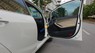 Kia Cerato 1.6AT 2017 - Cần bán gấp Kia Cerato 1.6AT năm 2017, màu trắng số tự động