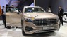 Volkswagen Touareg 2018 - Cần bán Volkswagen Touareg năm 2018, màu vàng, xe nhập giá tốt