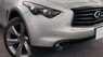 Infiniti QX70 G 2016 - Cần tiền bán gấp xe Infiniti QX70 2016 màu bạc