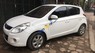Hyundai i20   2011 - Bán ô tô Hyundai i20 sản xuất năm 2011, màu trắng, nhập khẩu nguyên chiếc, giá tốt