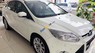 Ford Focus Titanium 1.5L 2014 - Cần bán gấp Ford Focus Titanium 1.5L sản xuất 2014, màu trắng