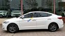 Hyundai Elantra  1.6 AT 2016 - Bán ô tô Hyundai Elantra 1.6 AT sản xuất 2016, màu trắng