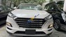 Hyundai Tucson     2.0 AT 2019 - Cần bán Hyundai Tucson 2.0 AT sản xuất năm 2019, màu trắng, giá tốt