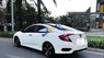 Honda Civic   2017 - Bán Honda Civic đời 2017, màu trắng, nội thất mới 100%, rộng rãi rất đẹp