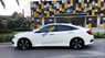 Honda Civic   2017 - Bán Honda Civic đời 2017, màu trắng, nội thất mới 100%, rộng rãi rất đẹp