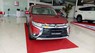 Mitsubishi Outlander 2.0 CVT 2019 - Bán xe Mitsubishi Outlander 2.0 CVT sản xuất 2019, màu đỏ giá cạnh tranh