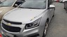 Chevrolet Cruze LTZ 1.8L 2017 - Bán ô tô Chevrolet Cruze LTZ 1.8L năm 2017, màu bạc giá cạnh tranh